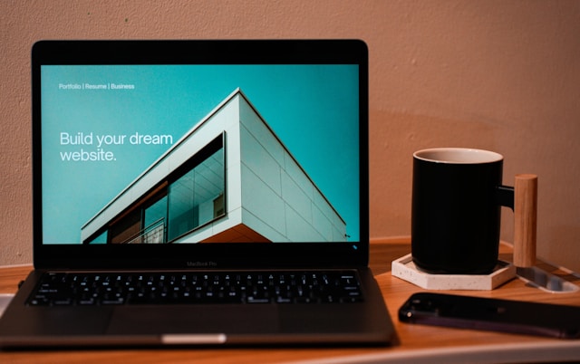Best Website Builders for Small Business: 10 Top Platforms Compared